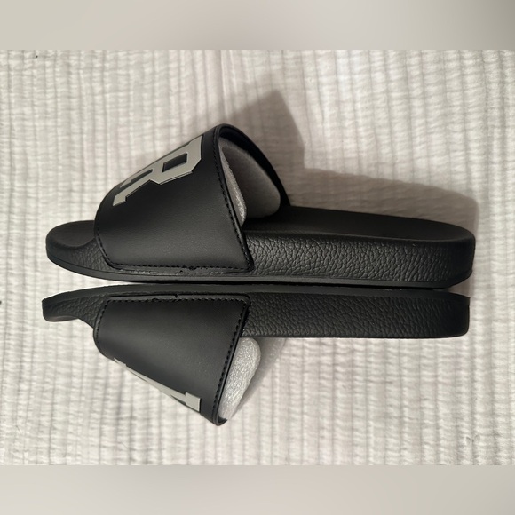 Market Standard Slides - NIB - Size 7 - Picture 6 of 10